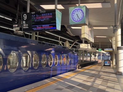 간사이공항 라피트 열차