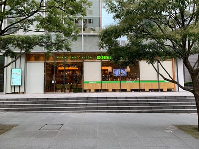KOMEDA is ☐ higashiginza